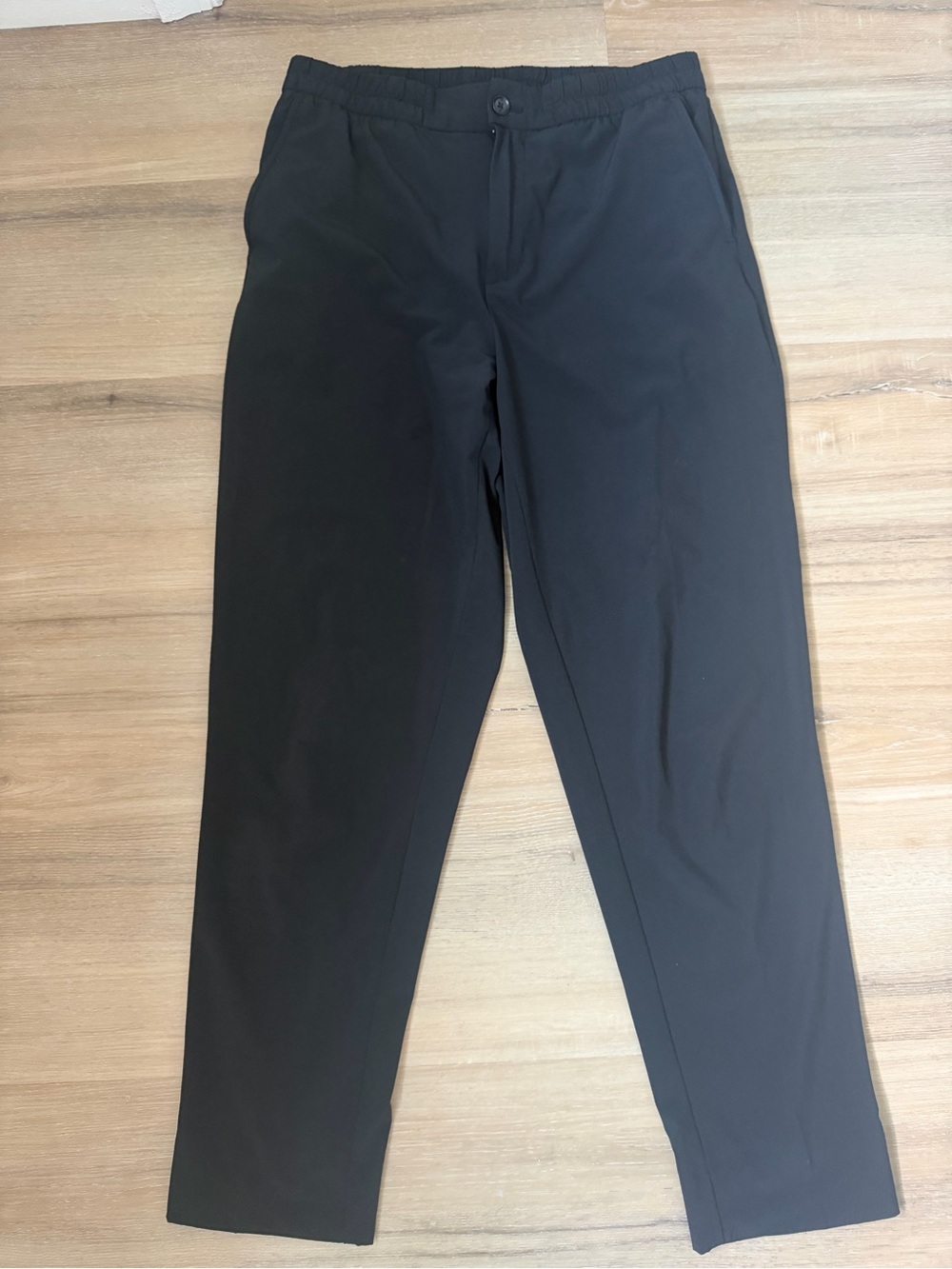 Banana Republic Black Chinos - Sleek Tailored Look